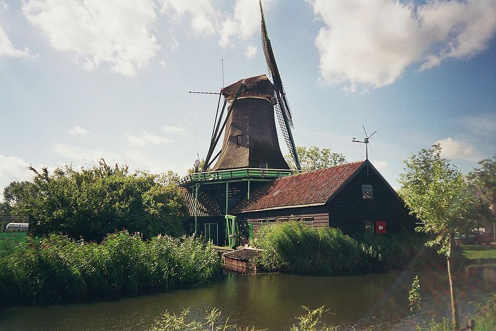 Zaanstad - Windmill het pink
